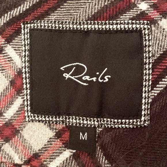 Rails Hunter plaid rayon button down long sleeved top onyx, crimson & white M - Picture 3 of 12